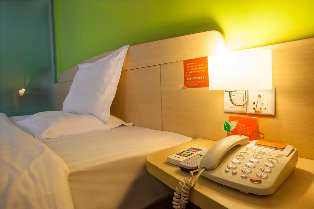 7Days Inn Qingdao Wusi Square Middle Xianggang Road Esterno foto